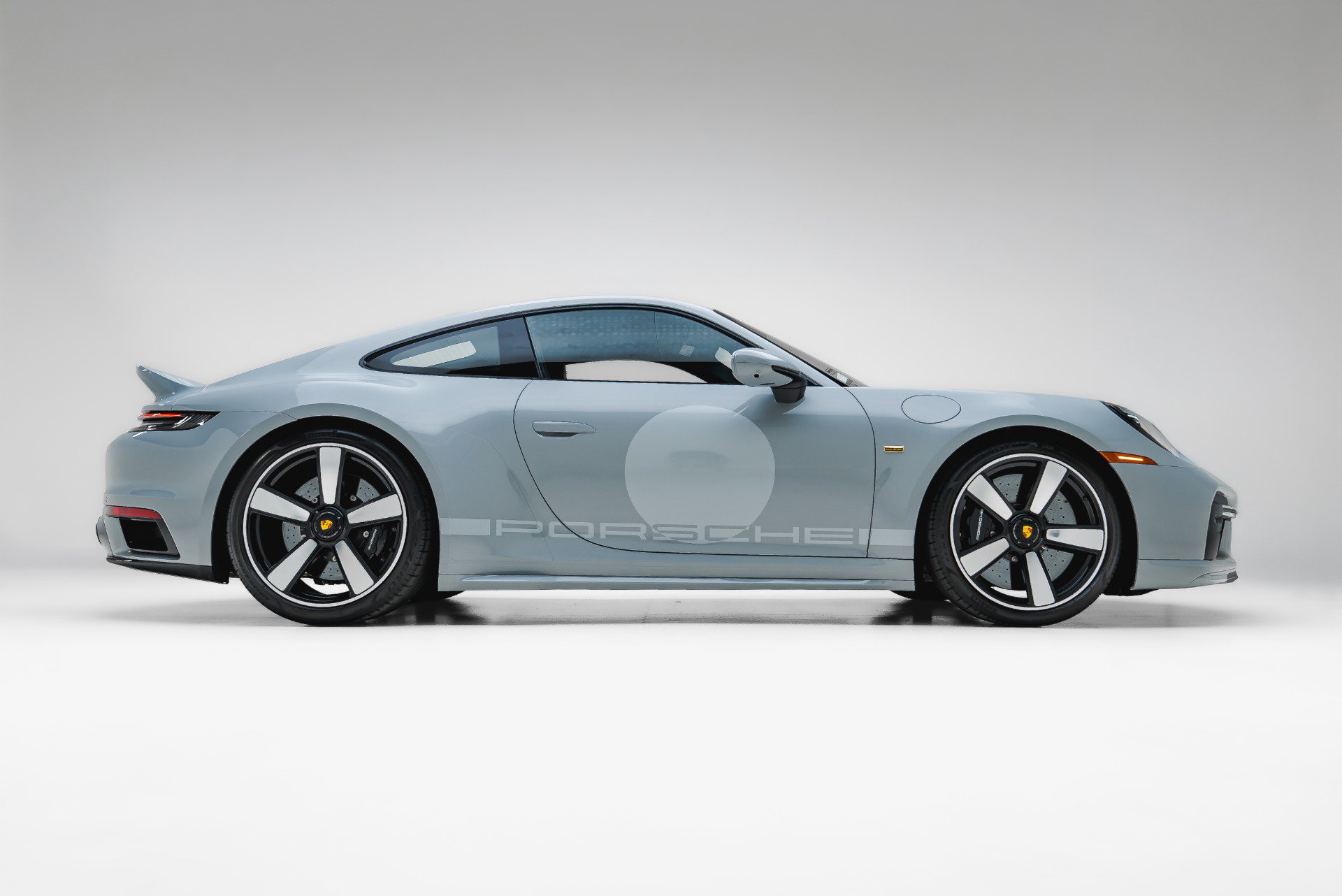 Used 2023 Porsche 911 Sport Classic RWD image 14