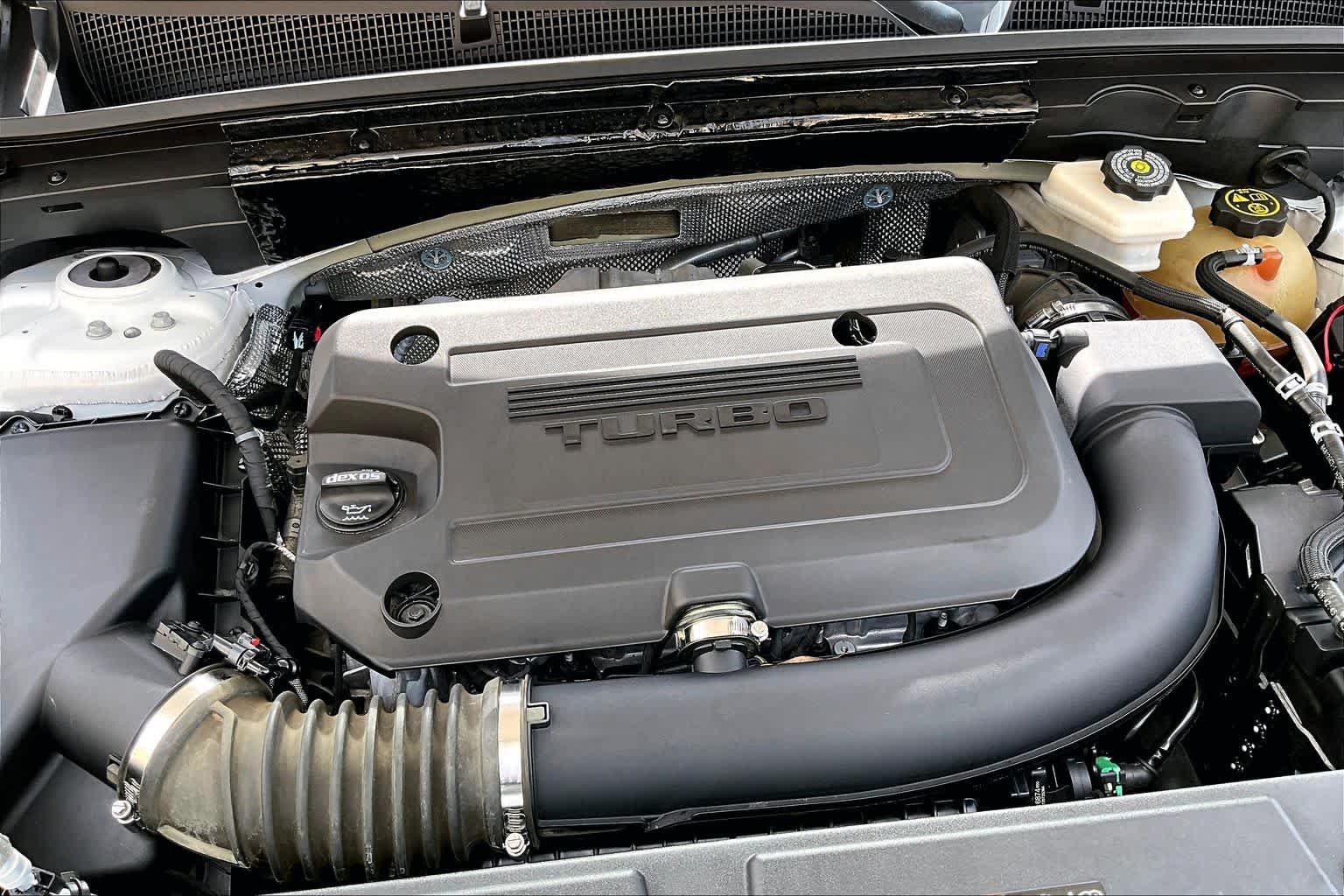 Used 2022 Buick Envision Essence w/ Sport Touring Package FWD image 33