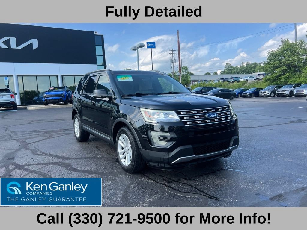 Used 2017 Ford Explorer XLT FWD image 5