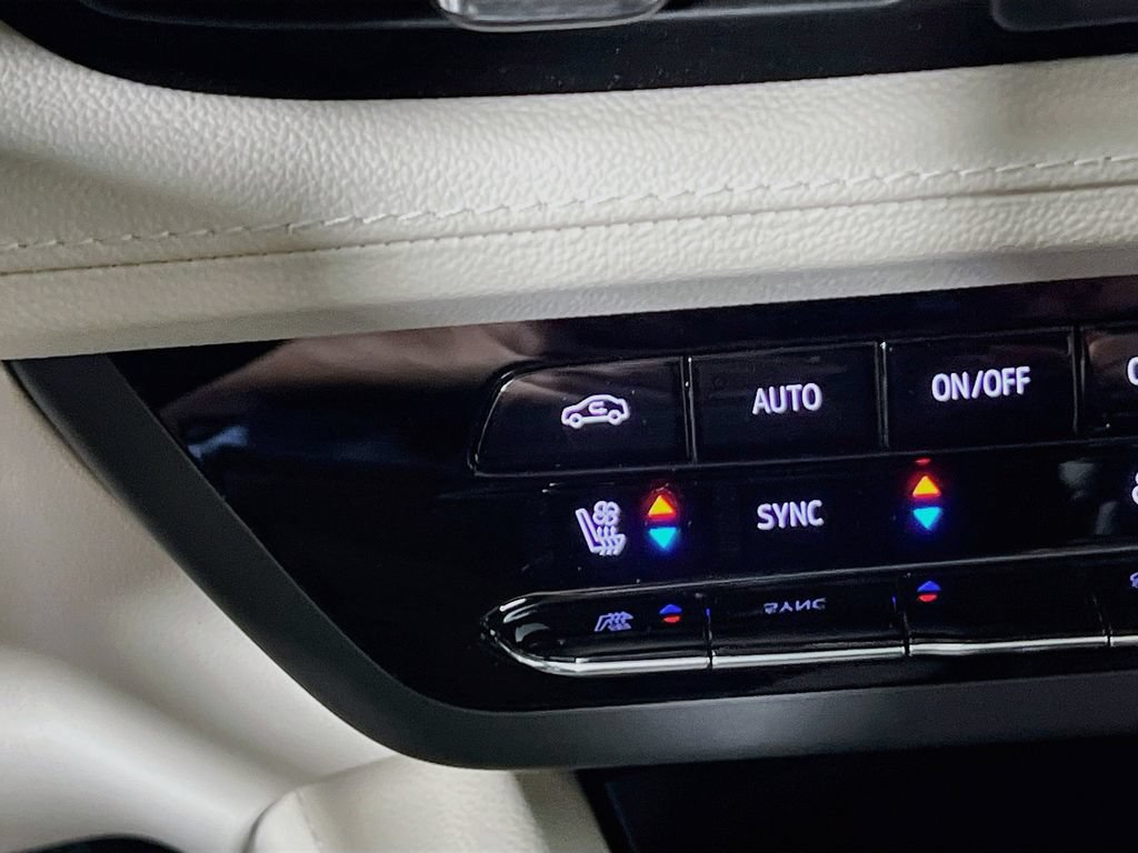 Certified 2023 Buick Envision Avenir AWD/4WD image 20