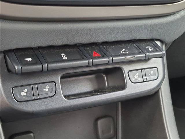 Used 2017 Chevrolet Colorado Z71 AWD/4WD image 8