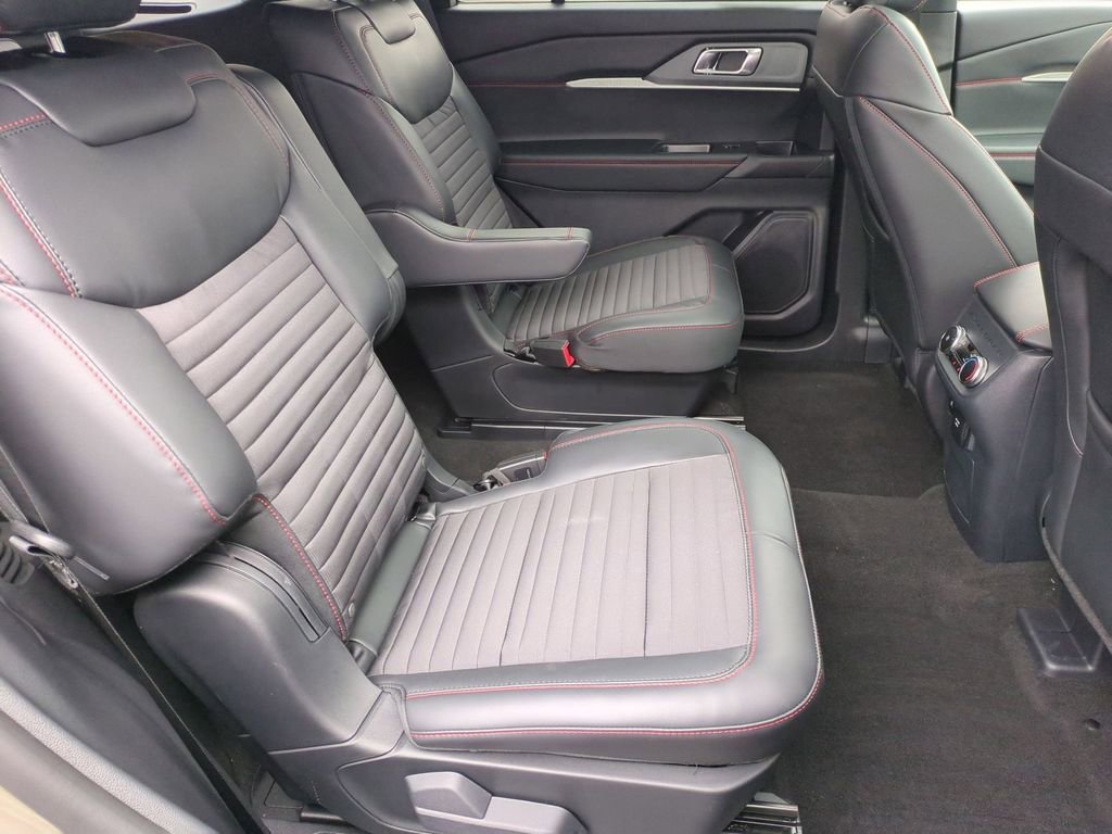 New 2026 Ford Explorer ST-Line AWD/4WD image 28