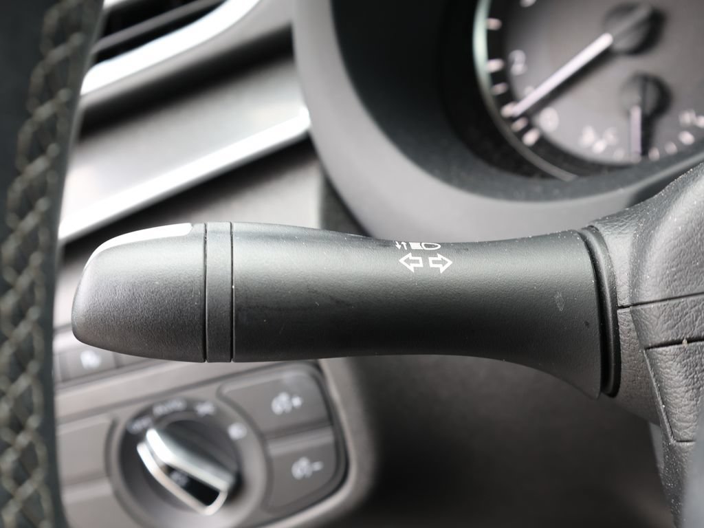 Certified 2025 INFINITI QX50 Luxe AWD/4WD image 39