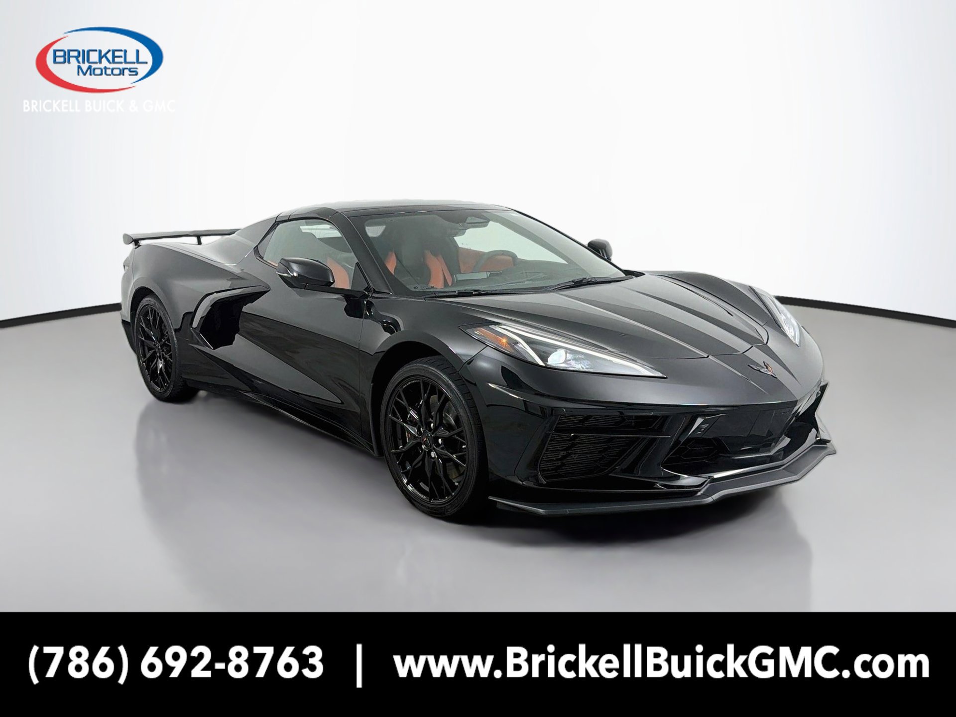 Used 2025 Chevrolet Corvette Stingray Premium Conv w/ Z51 Performance Package RWD image 8