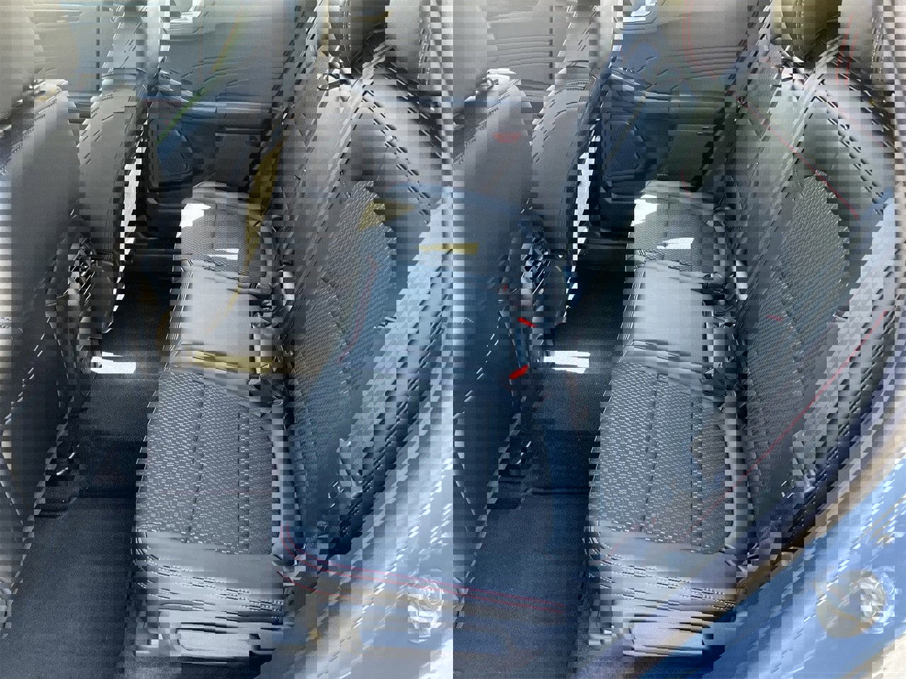 New 2025 Ford Escape ST-Line w/ Tech Pack #1 image 21