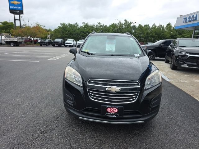 Used 2016 Chevrolet Trax LT w/ LT Sun and Sound Package AWD/4WD image 8