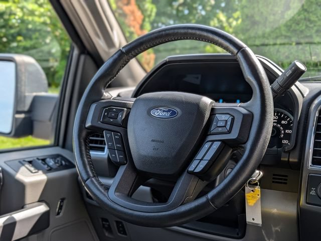 Used 2019 Ford F150 XLT w/ Equipment Group 302A Luxury AWD/4WD image 15