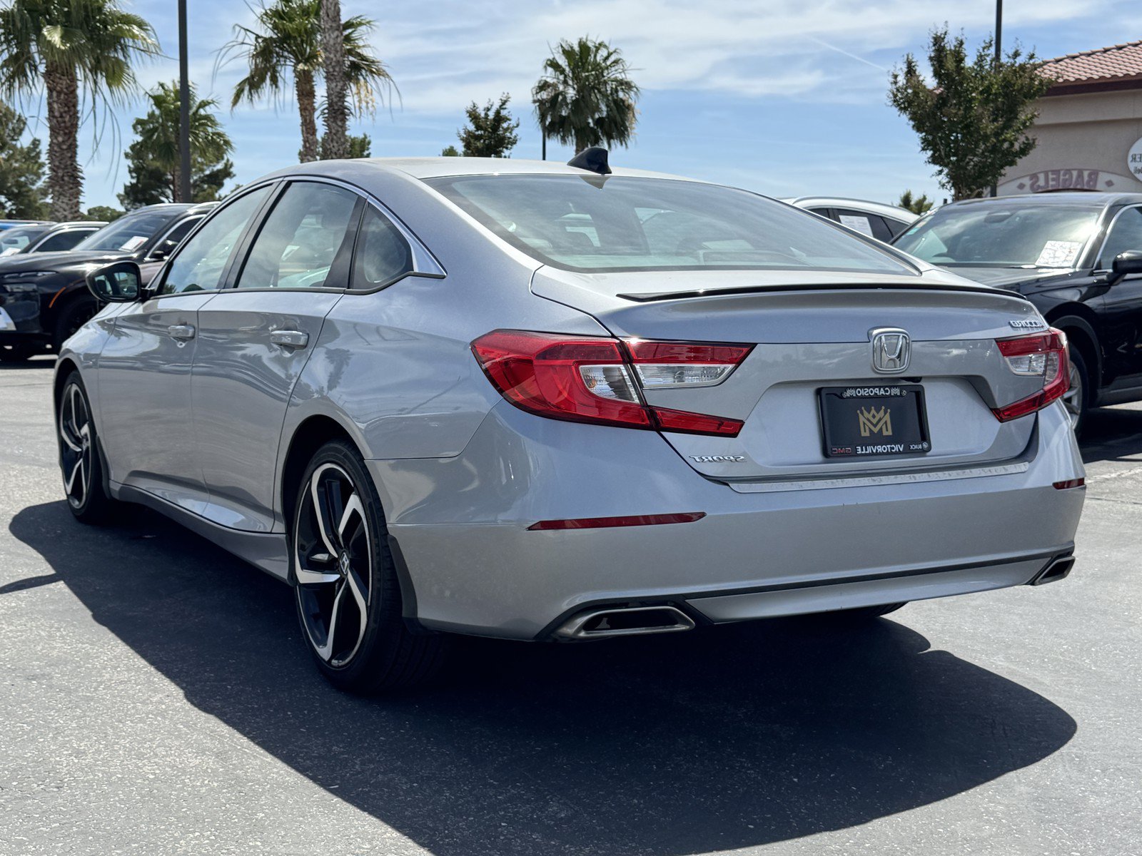 Used 2022 Honda Accord Sport image 4