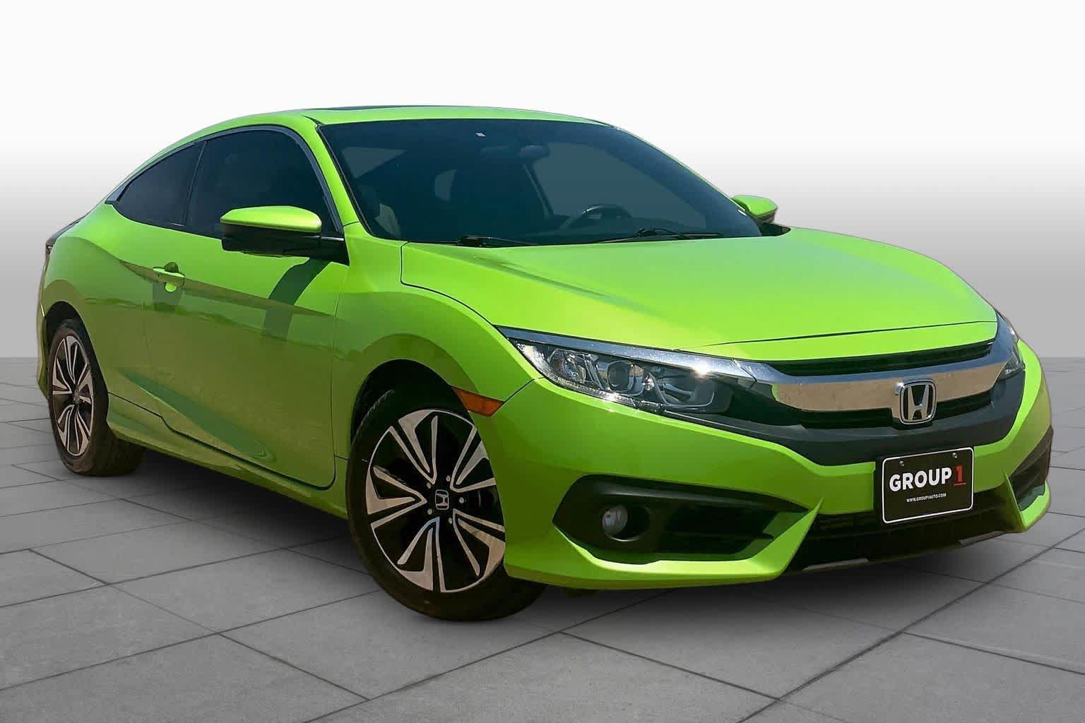 Used 2017 Honda Civic EX-T image 3