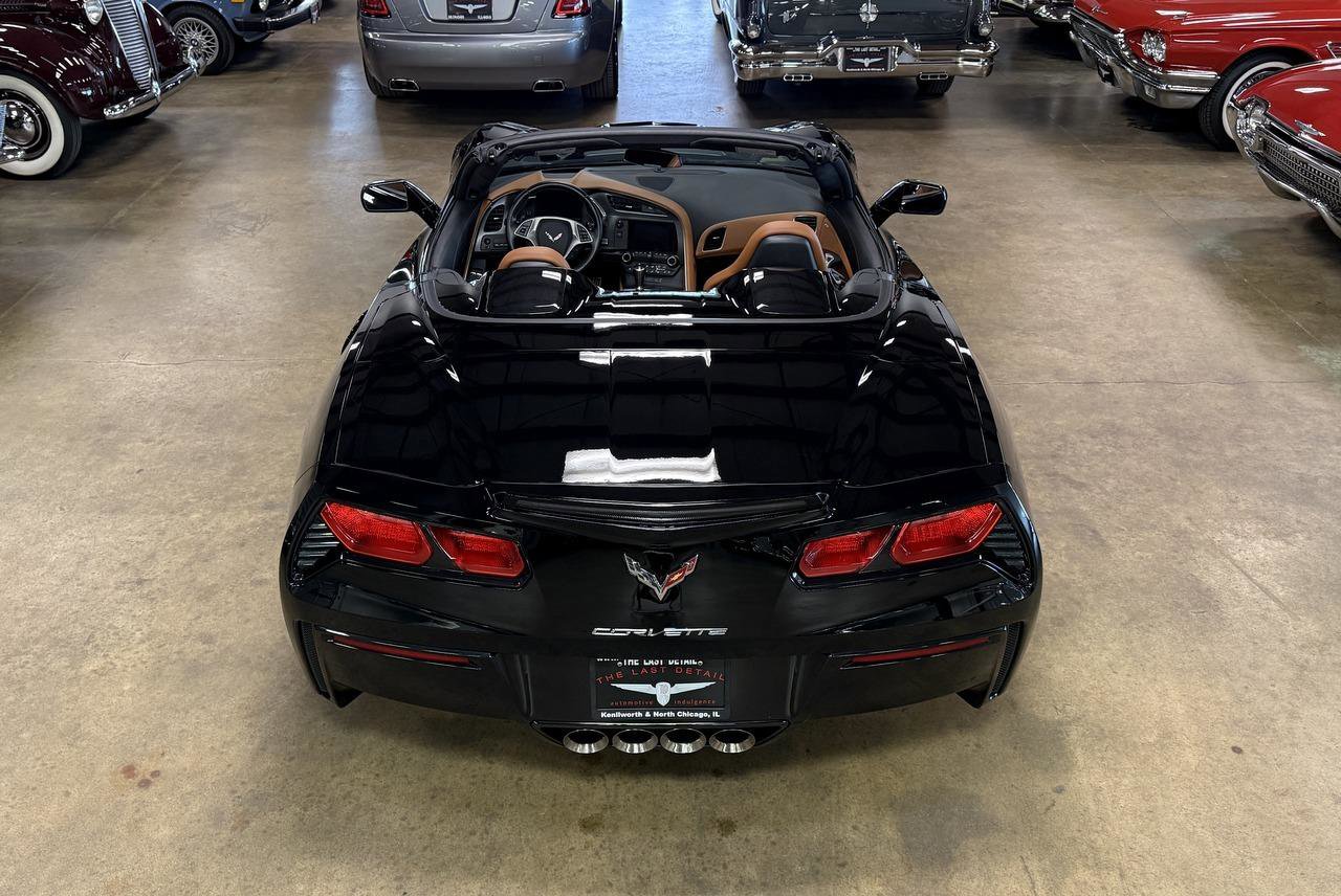 Used 2018 Chevrolet Corvette Stingray Convertible w/ 3LT Preferred Equipment Group image 18