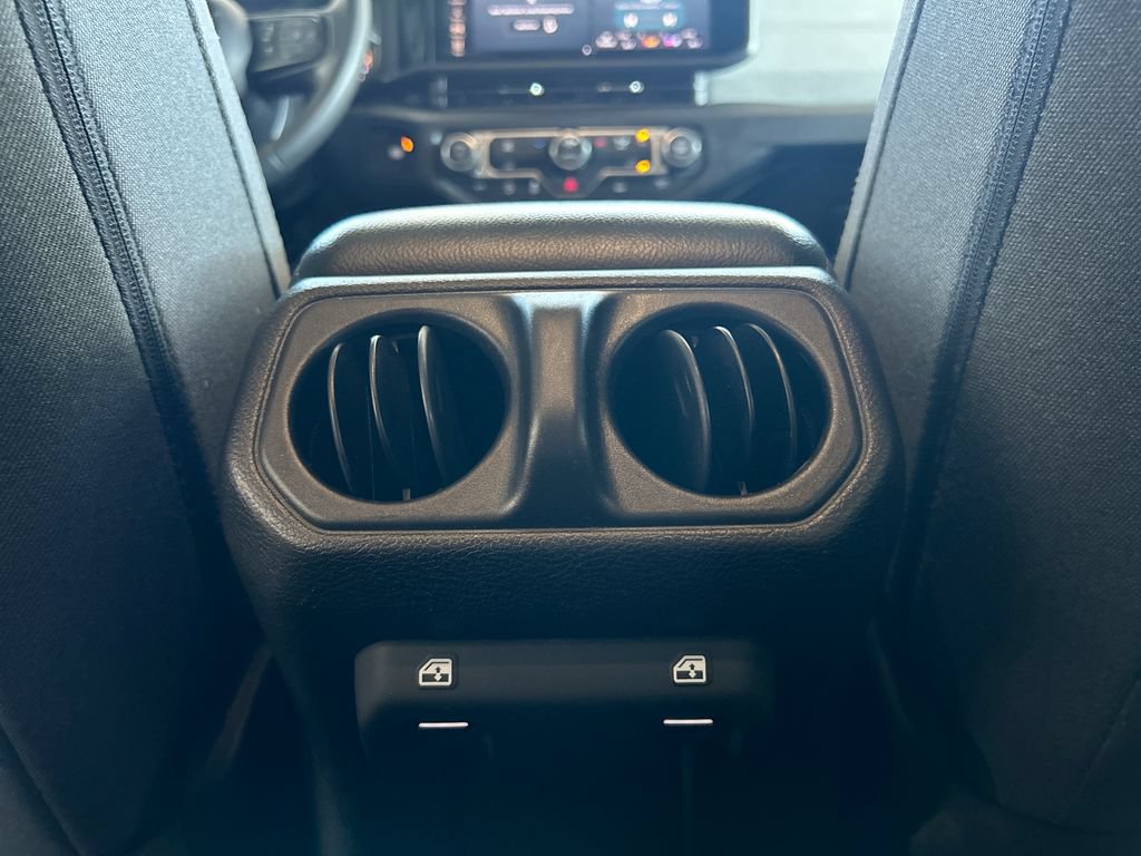 Used 2024 Jeep Wrangler Unlimited Sport AWD/4WD image 29