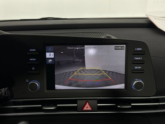 Used 2025 Hyundai Elantra Hybrid FWD image 25