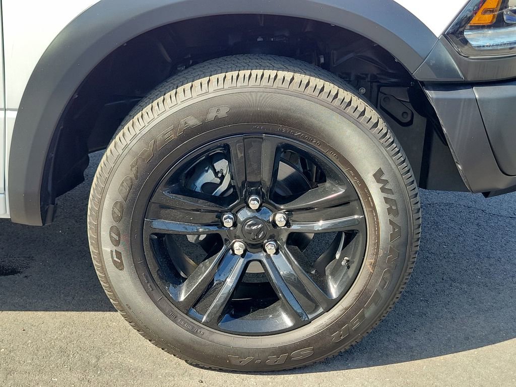 Used 2023 RAM 1500 Classic Warlock w/ Electronics Group AWD/4WD image 4