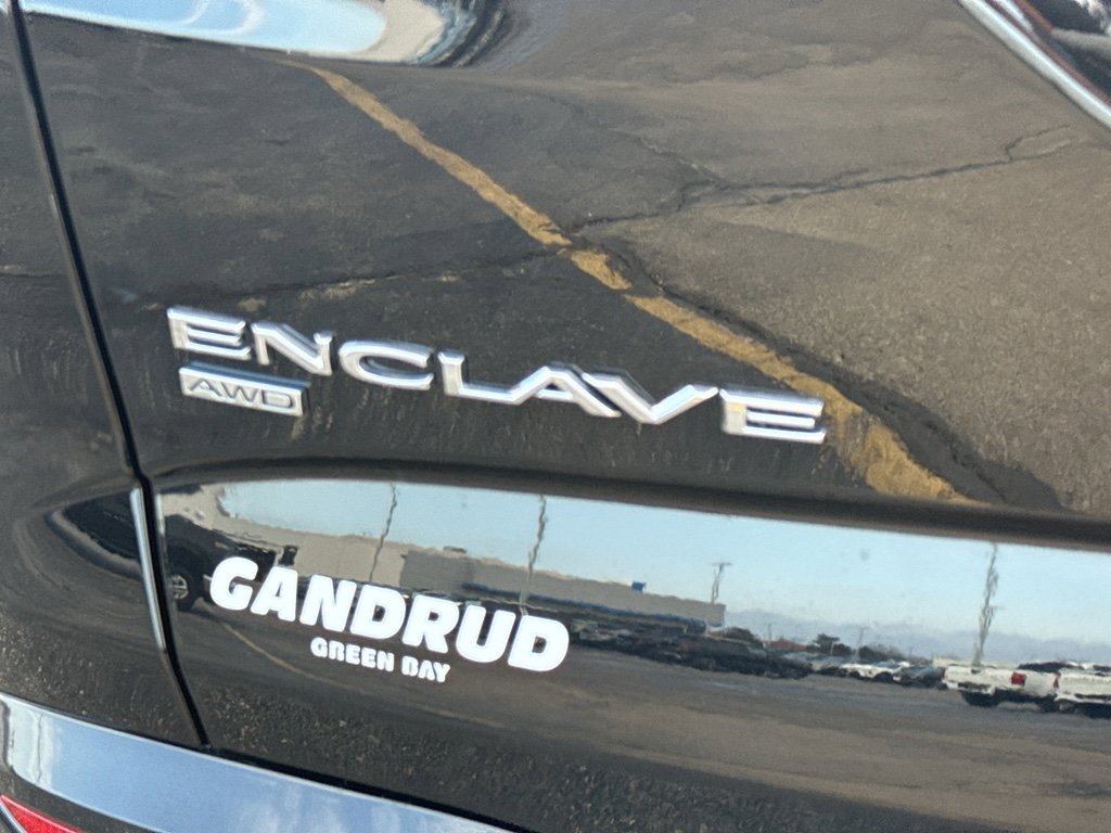Used 2022 Buick Enclave Essence w/ Experience Buick Package image 8