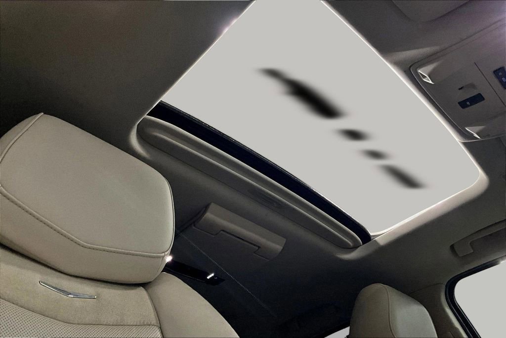 Used 2015 Cadillac Escalade Luxury image 28