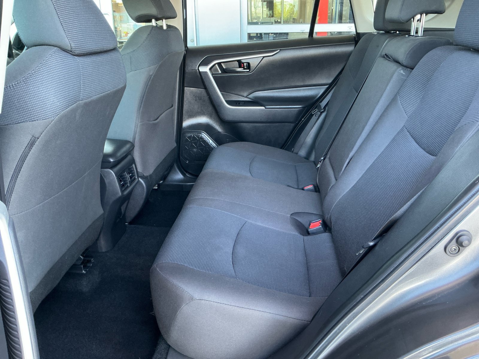 Certified 2025 Toyota RAV4 LE AWD/4WD image 17