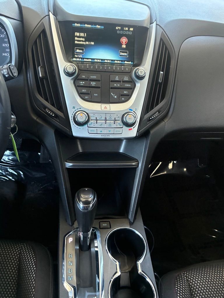 Used 2017 Chevrolet Equinox LT image 26