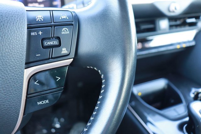 Used 2024 Toyota Crown XLE image 19