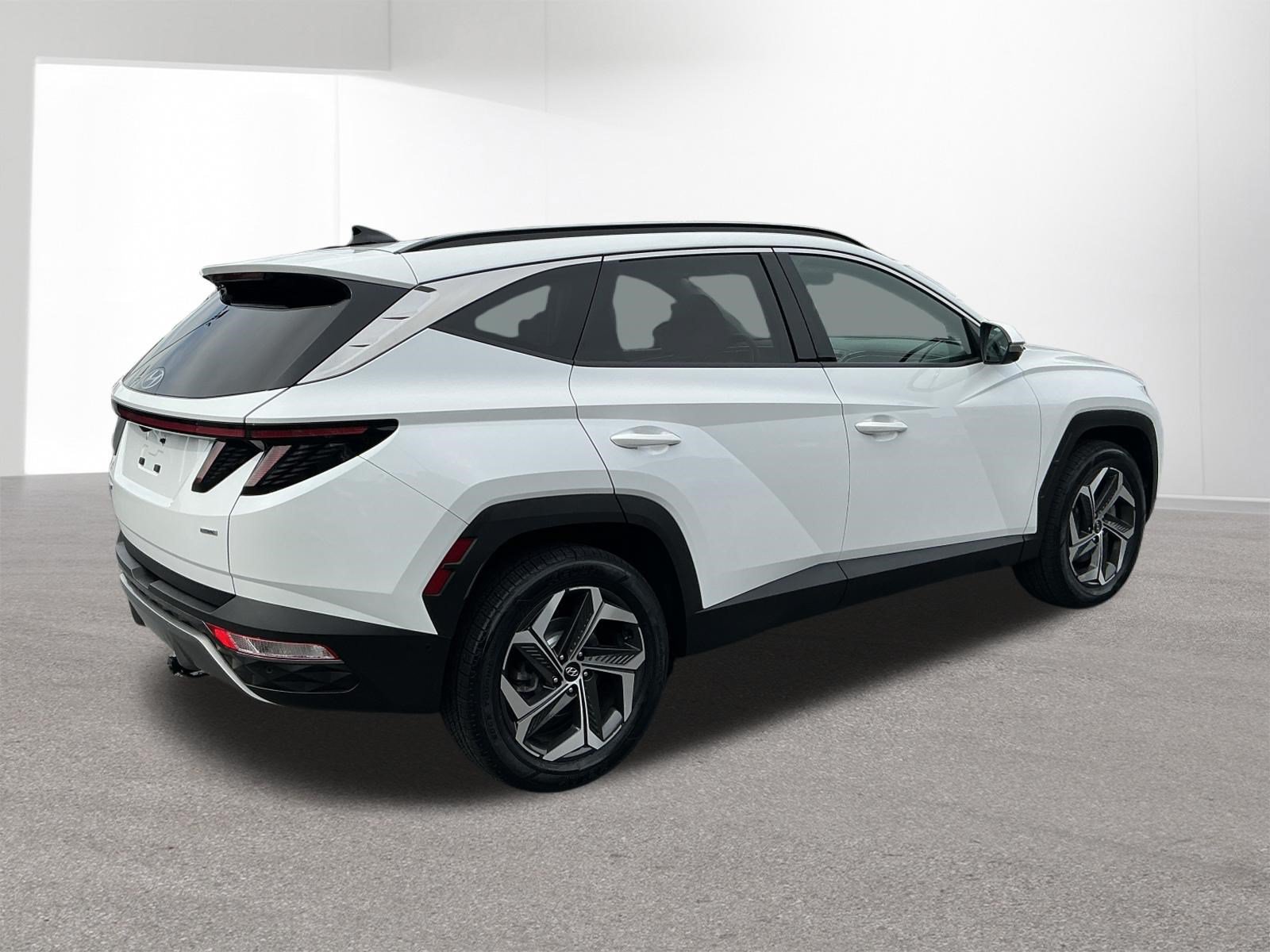 Used 2022 Hyundai Tucson Limited AWD/4WD image 3