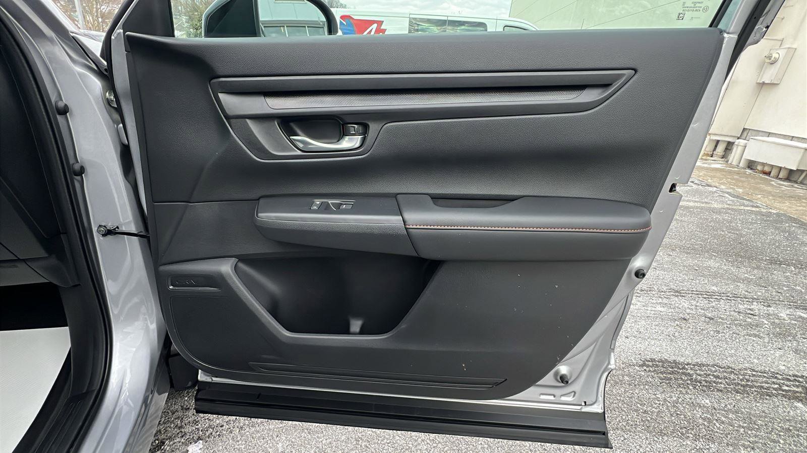 Certified 2025 Honda CR-V Sport-L image 12