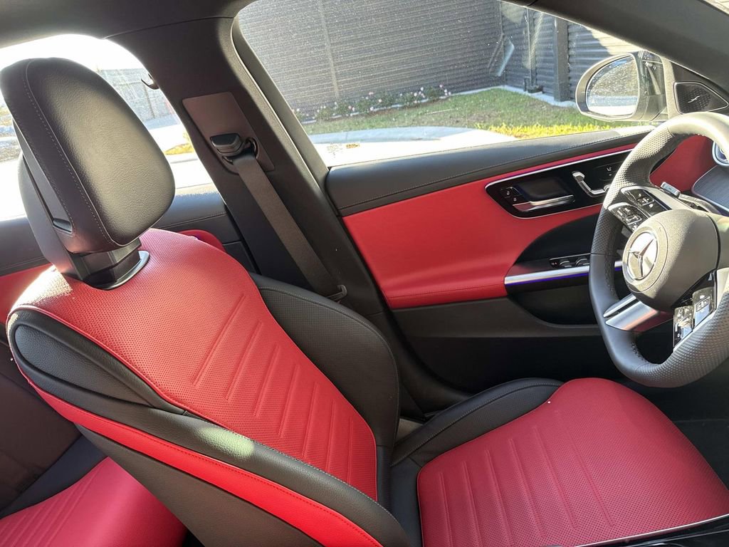 Used 2025 Mercedes-Benz C 300 Sedan image 16