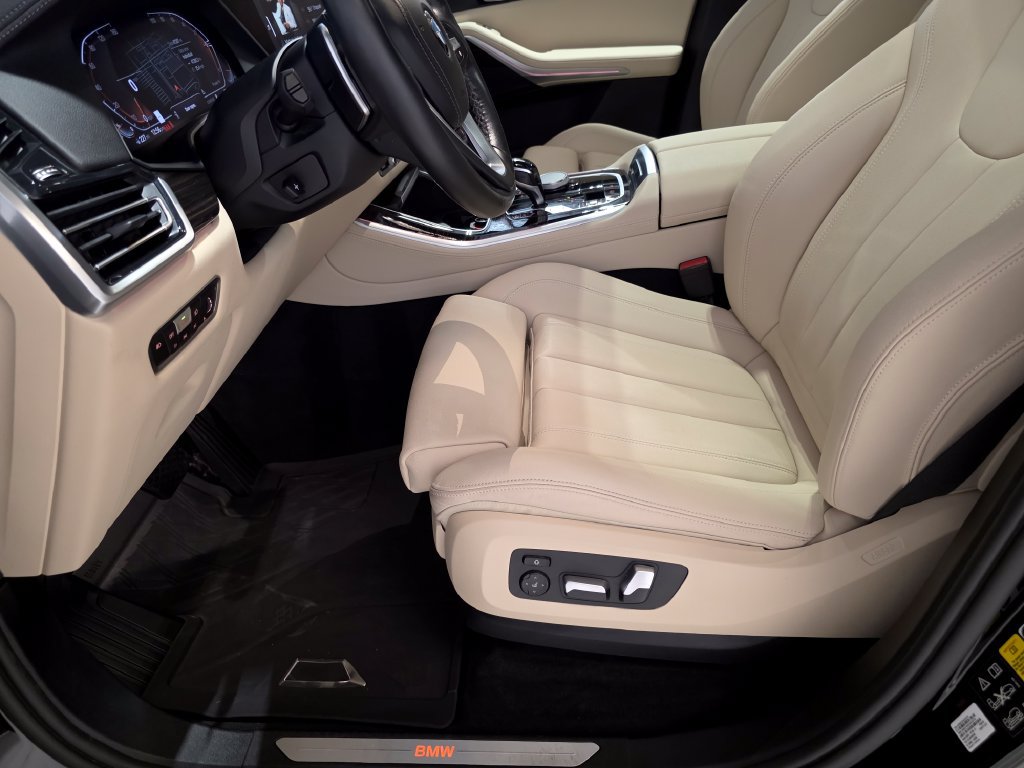 Used 2021 BMW X5 xDrive40i w/ Premium Package 2 AWD/4WD image 18
