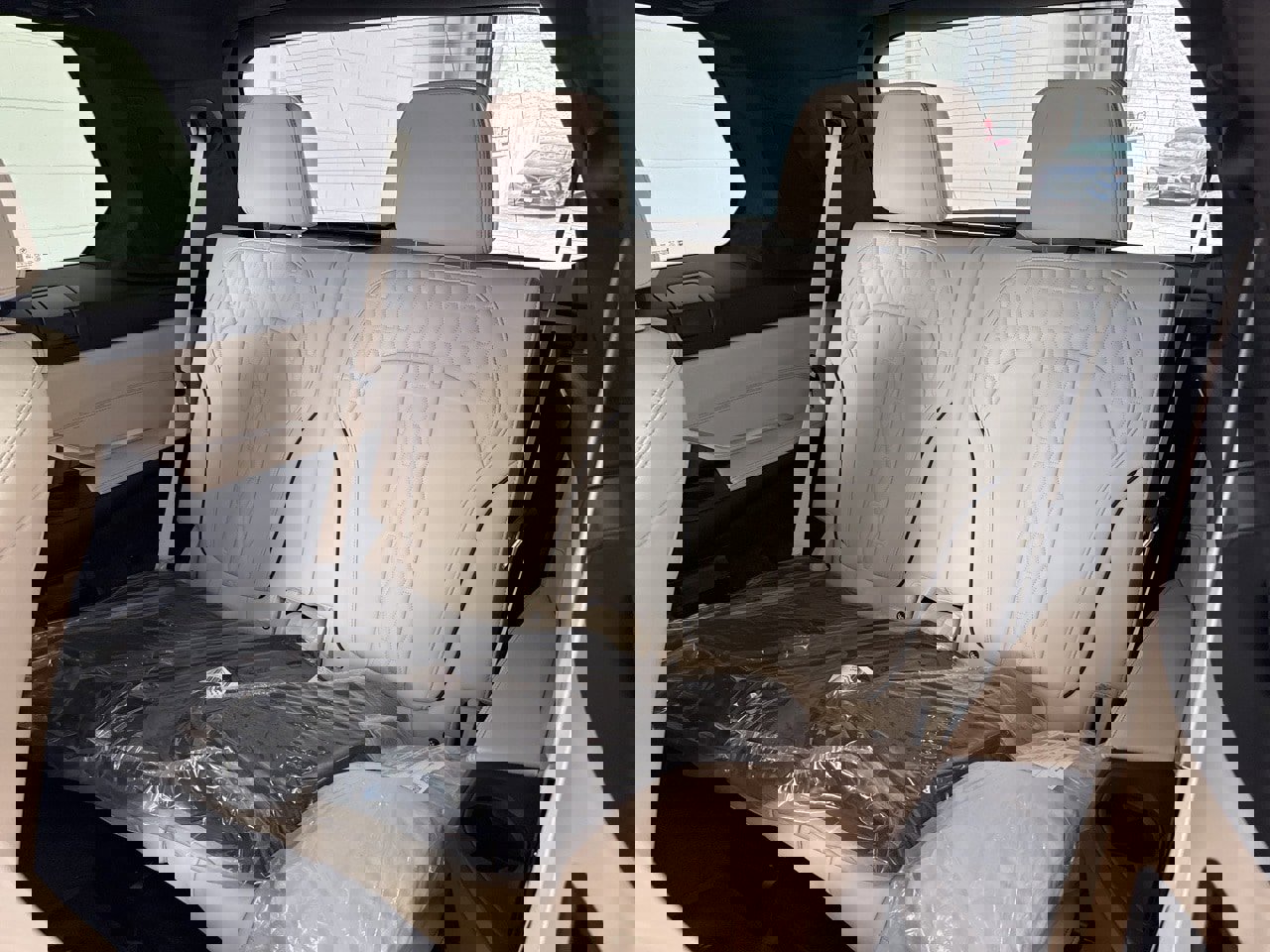 New 2026 BMW X7 M60i image 46