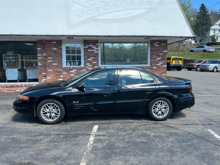 Used 2000 Pontiac Bonneville SLE FWD image 2
