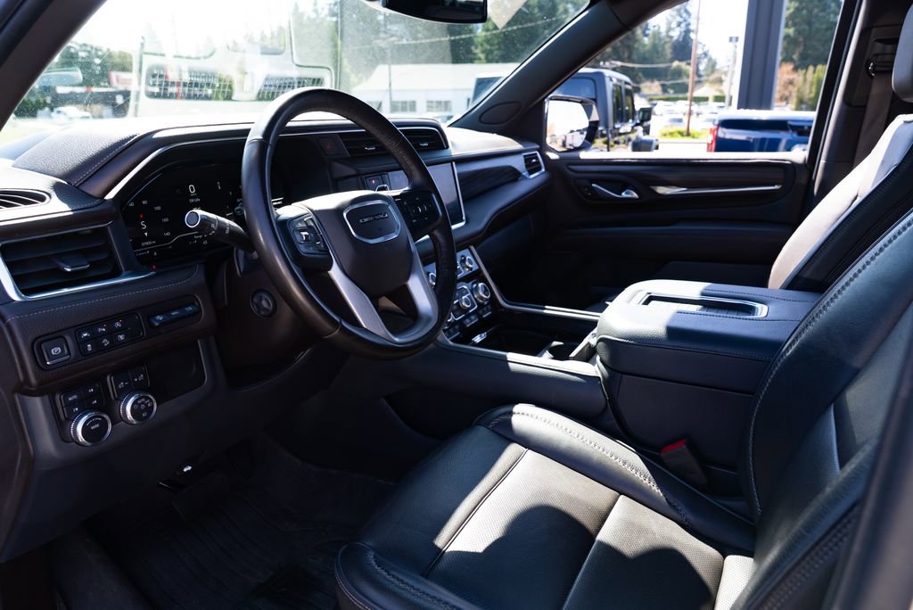 Used 2024 GMC Yukon Denali AWD/4WD image 22