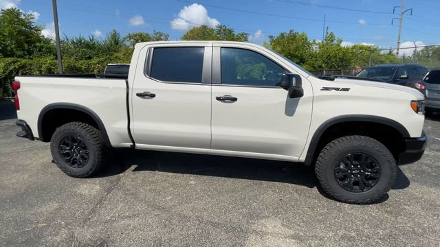 New 2026 Chevrolet Silverado 1500 ZR2 w/ LPO, Dark Essentials Package AWD/4WD image 3