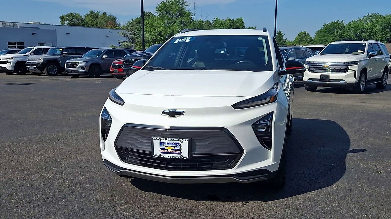 Certified 2023 Chevrolet Bolt EUV LT w/ Convenience Package FWD image 6