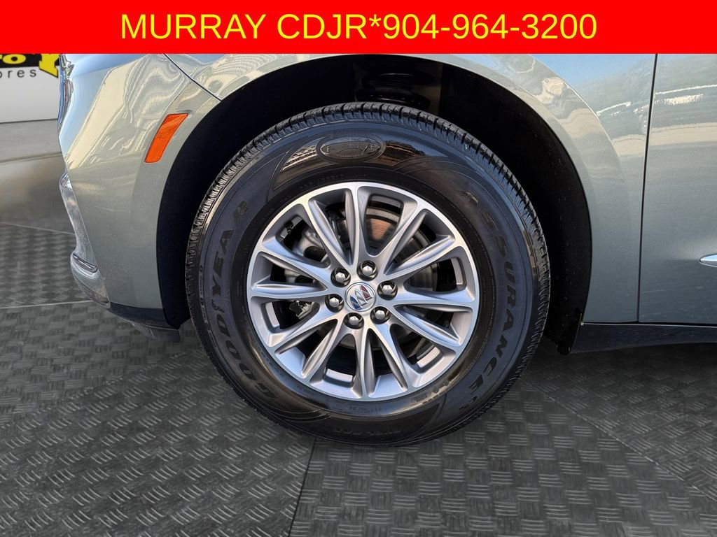 Used 2023 Buick Enclave Essence image 14