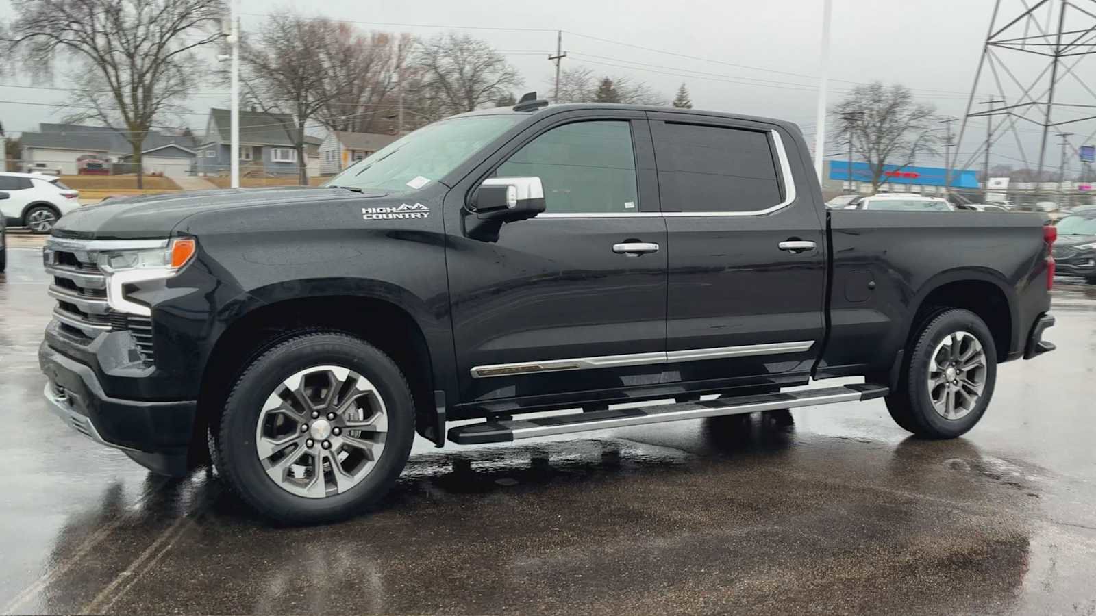 Certified 2022 Chevrolet Silverado 1500 High Country w/ Technology Package image 6