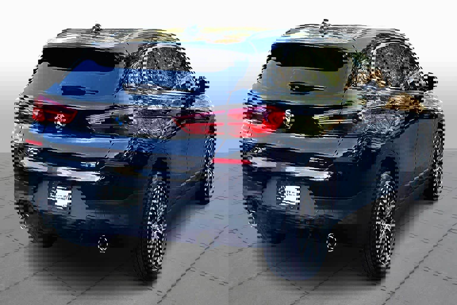 Used 2020 BMW X2 sDrive28i w/ Convenience Package image 13