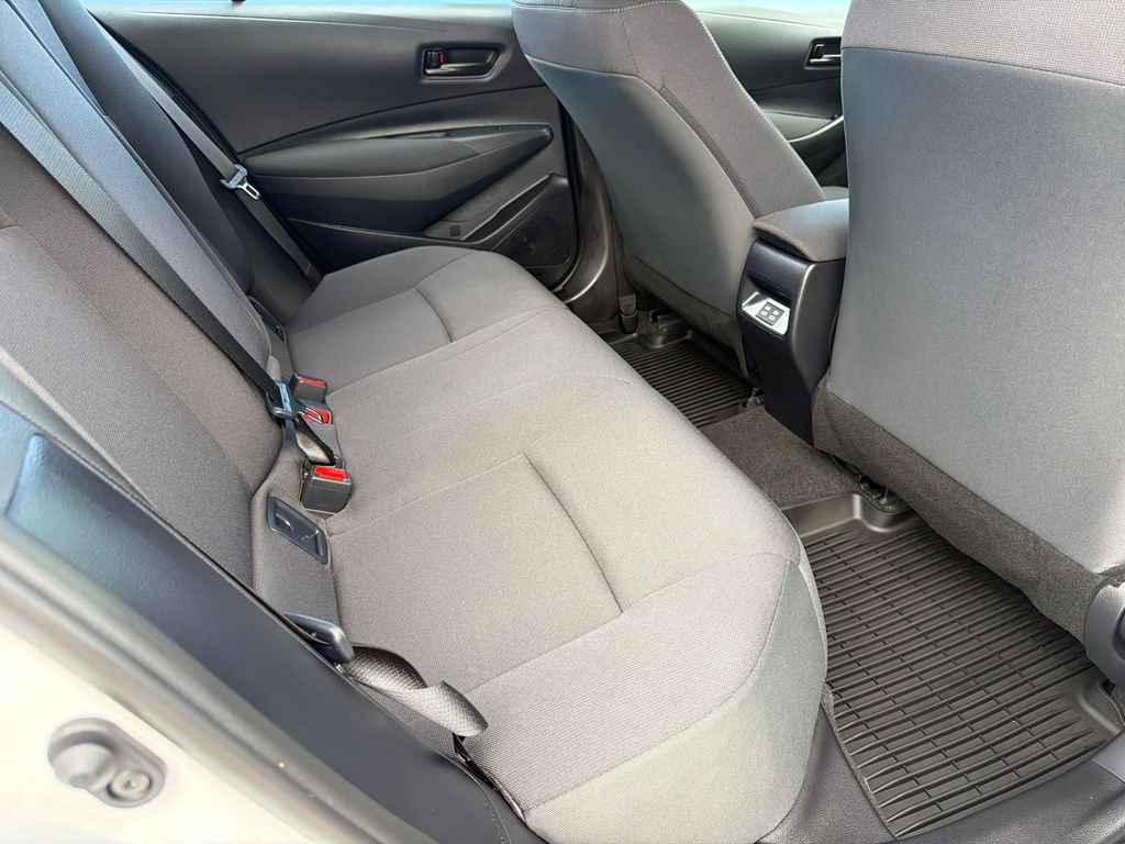 Used 2026 Toyota Corolla LE FWD image 18