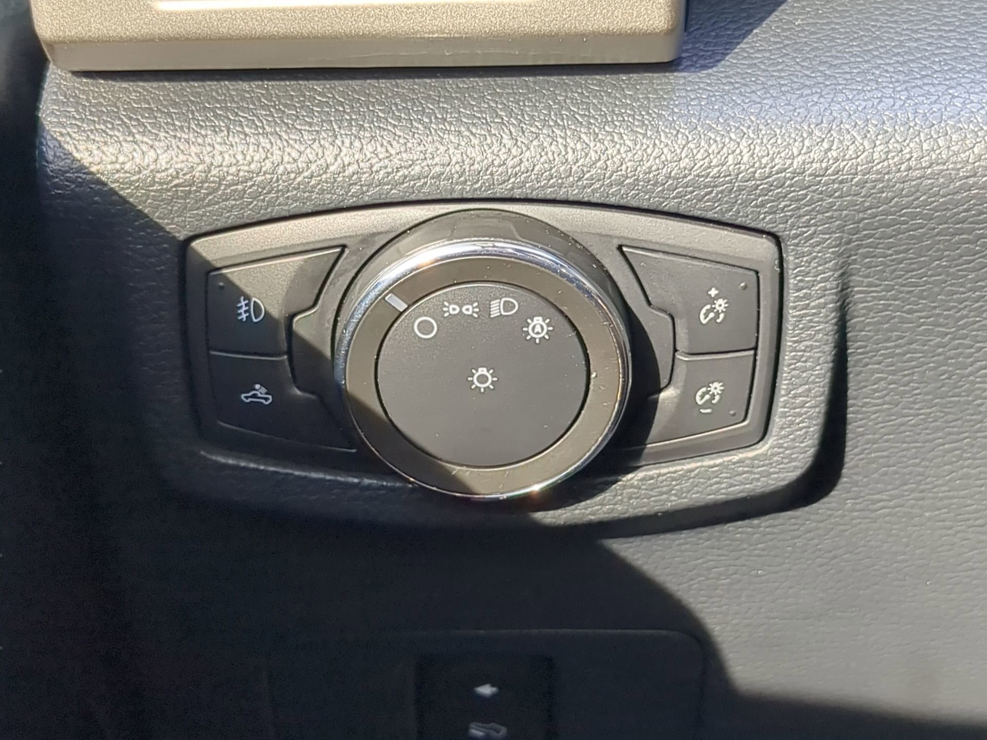 Certified 2022 Ford F350 Lariat w/ Lariat Value Package image 57