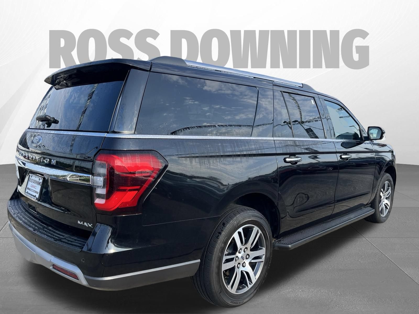 Used 2024 Ford Expedition Max Limited RWD image 4