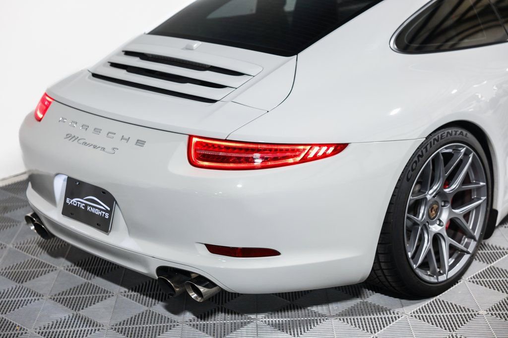Used 2014 Porsche 911 Carrera S image 7