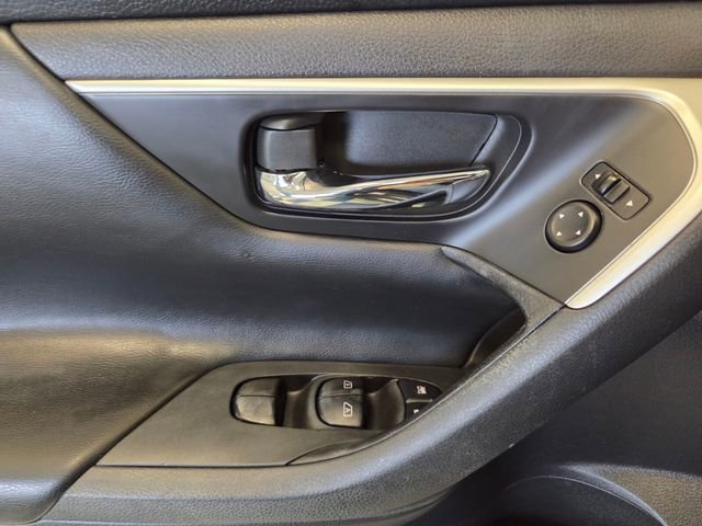 Used 2016 Nissan Altima 2.5 SV w/ Convenience Package FWD image 26