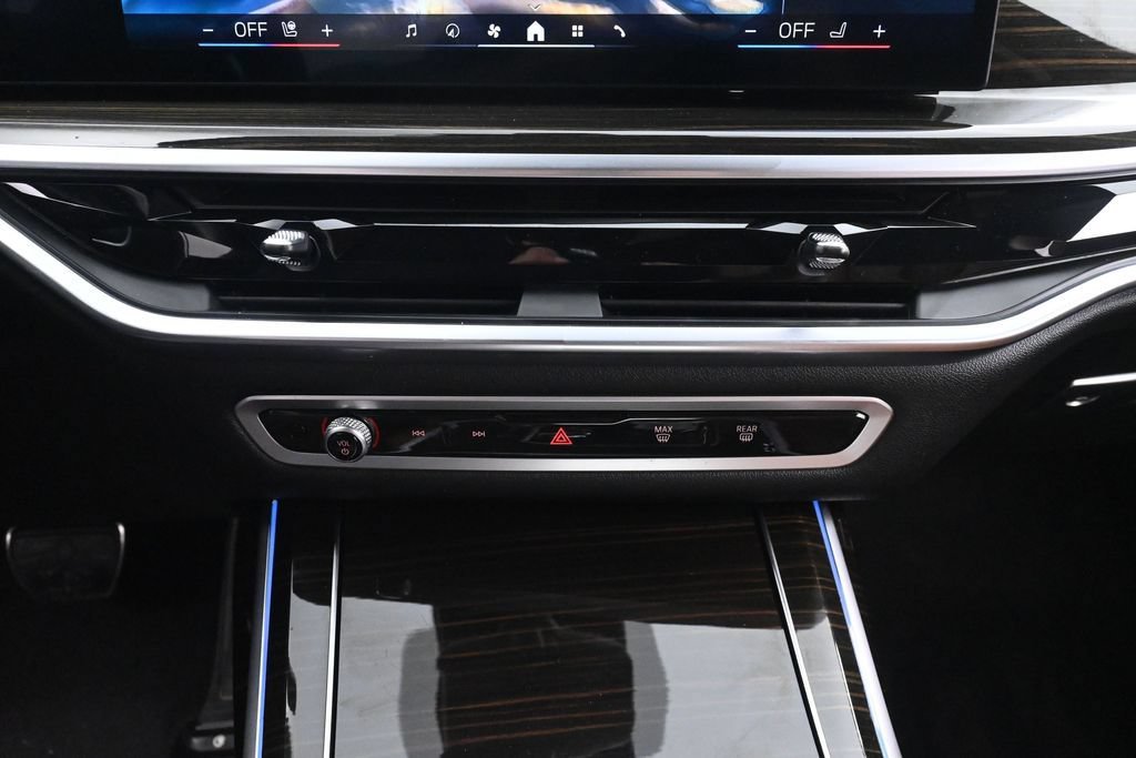 Used 2024 BMW X7 M60i w/ Executive Package AWD/4WD image 48