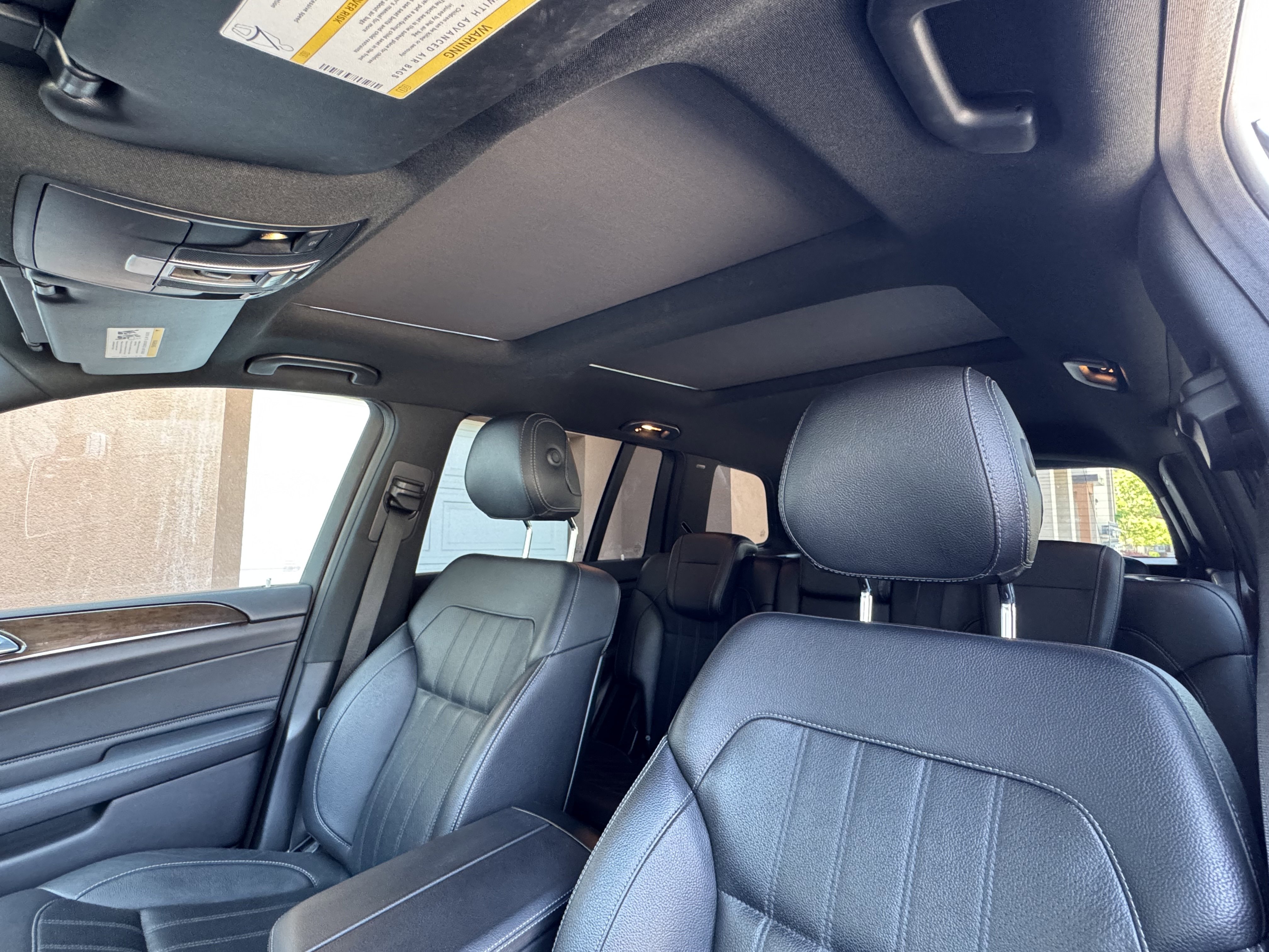 Used 2017 Mercedes-Benz GLS 450 4MATIC image 26