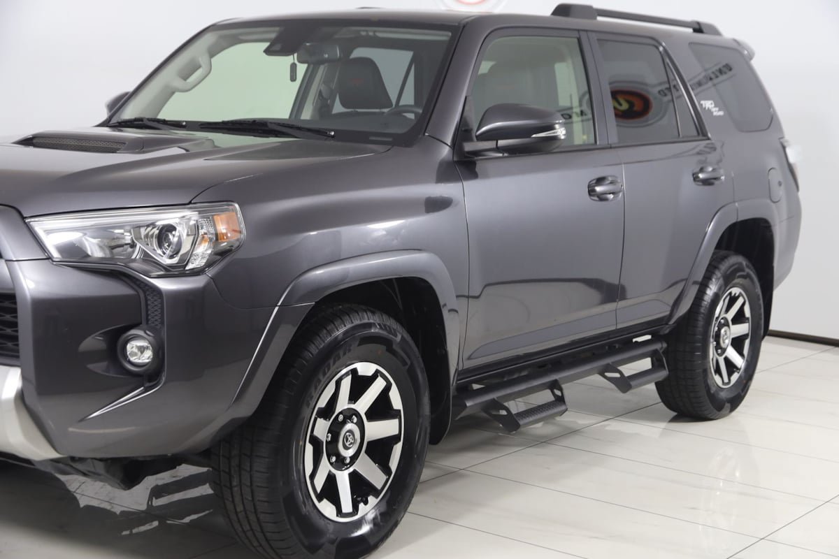 Used 2021 Toyota 4Runner TRD Off-Road Premium AWD/4WD image 48
