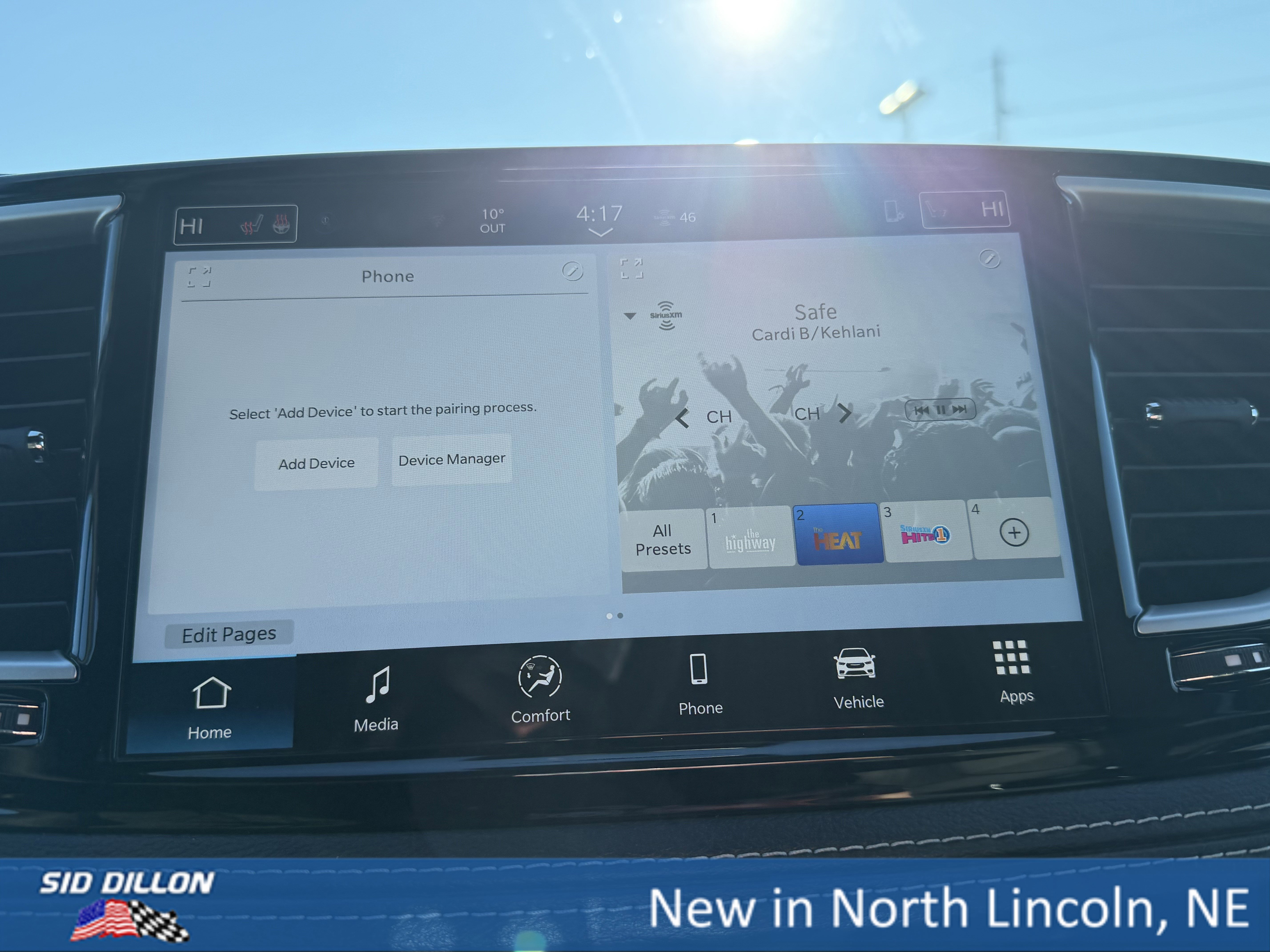 New 2026 Chrysler Pacifica Select image 10