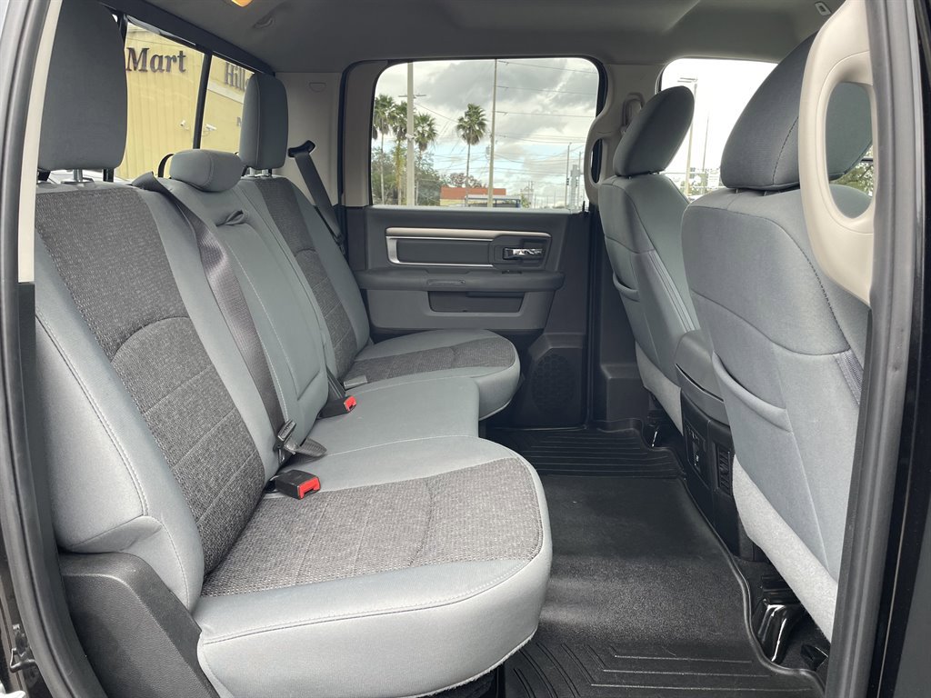 Used 2018 RAM 1500 Big Horn RWD image 24