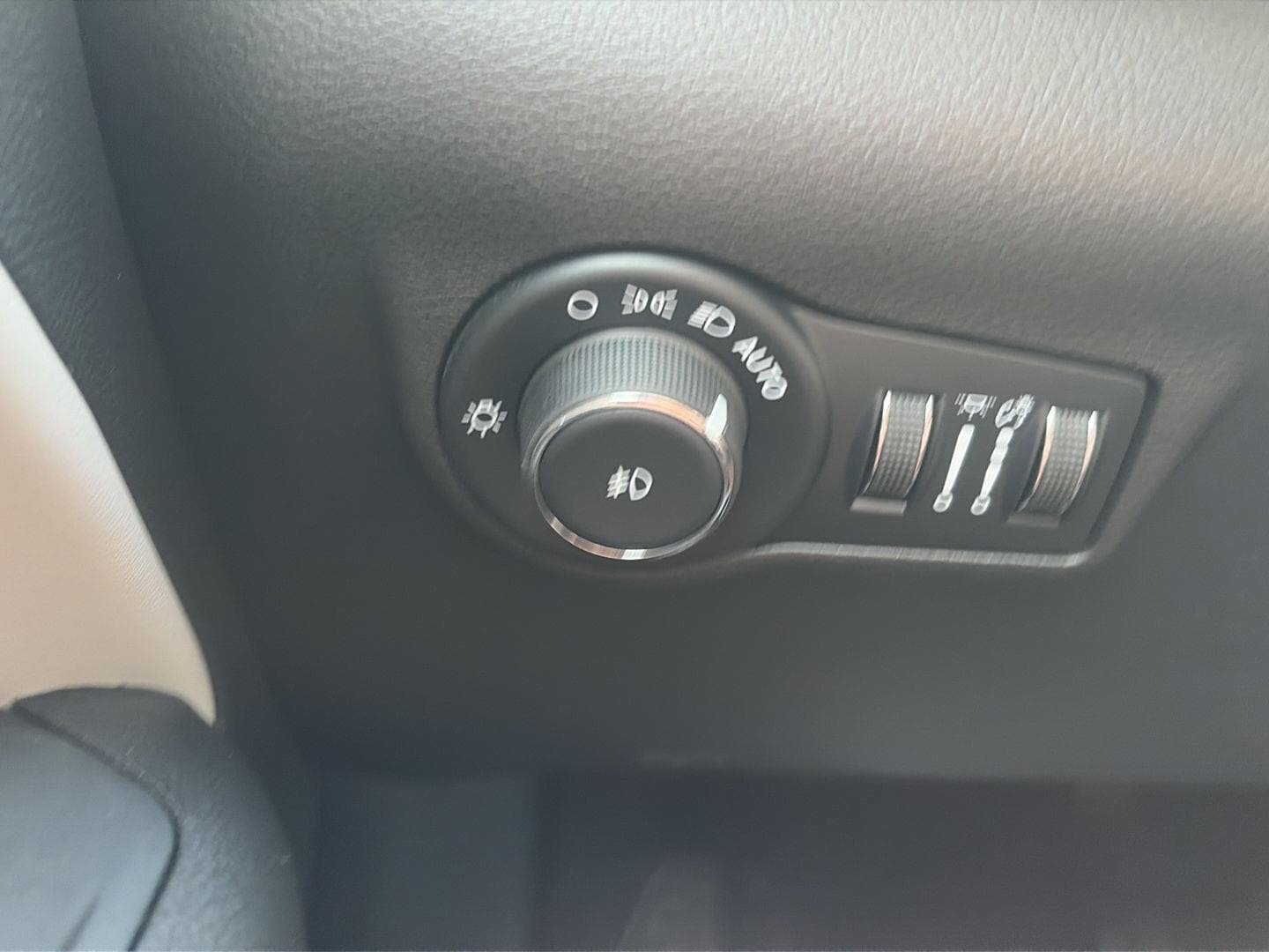 New 2026 Jeep Compass Limited AWD/4WD image 19