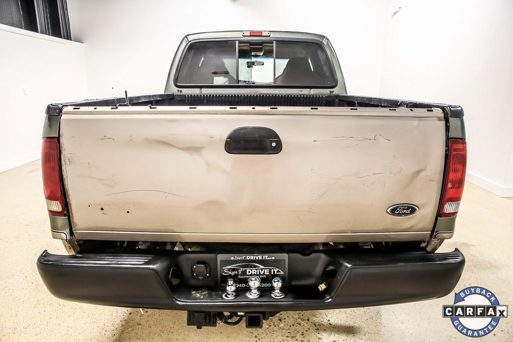 Used 2004 Ford F250 King Ranch image 5