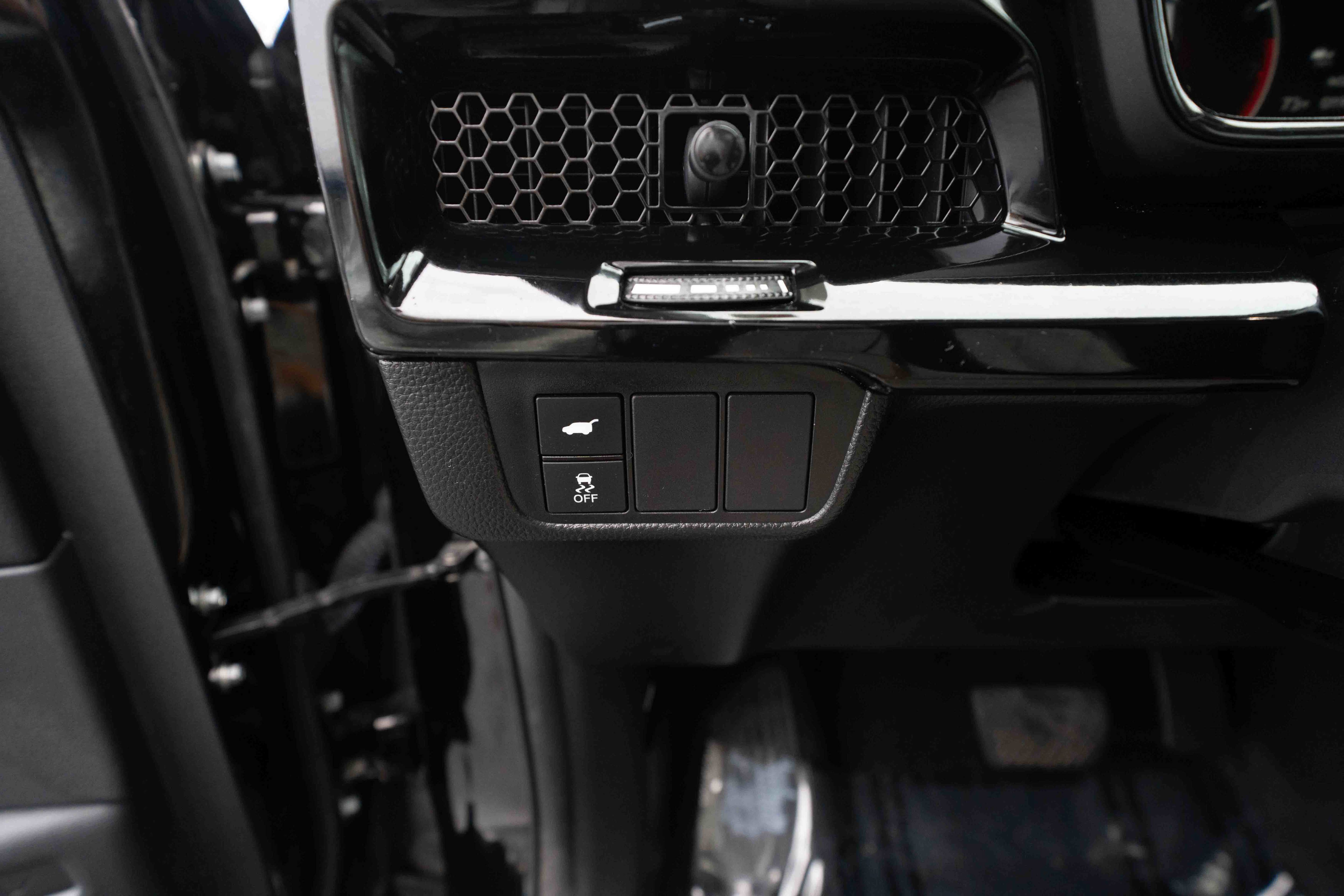 Used 2025 Honda CR-V EX-L image 11
