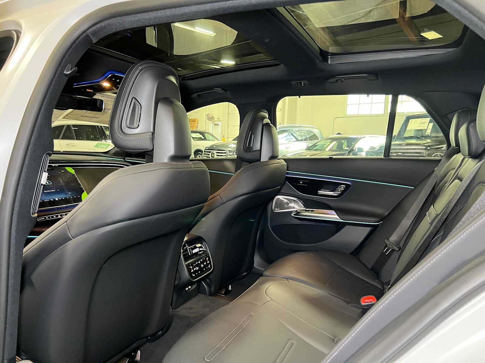 New 2027 Mercedes-Benz E 53 AMG e 4MATIC Wagon image 24