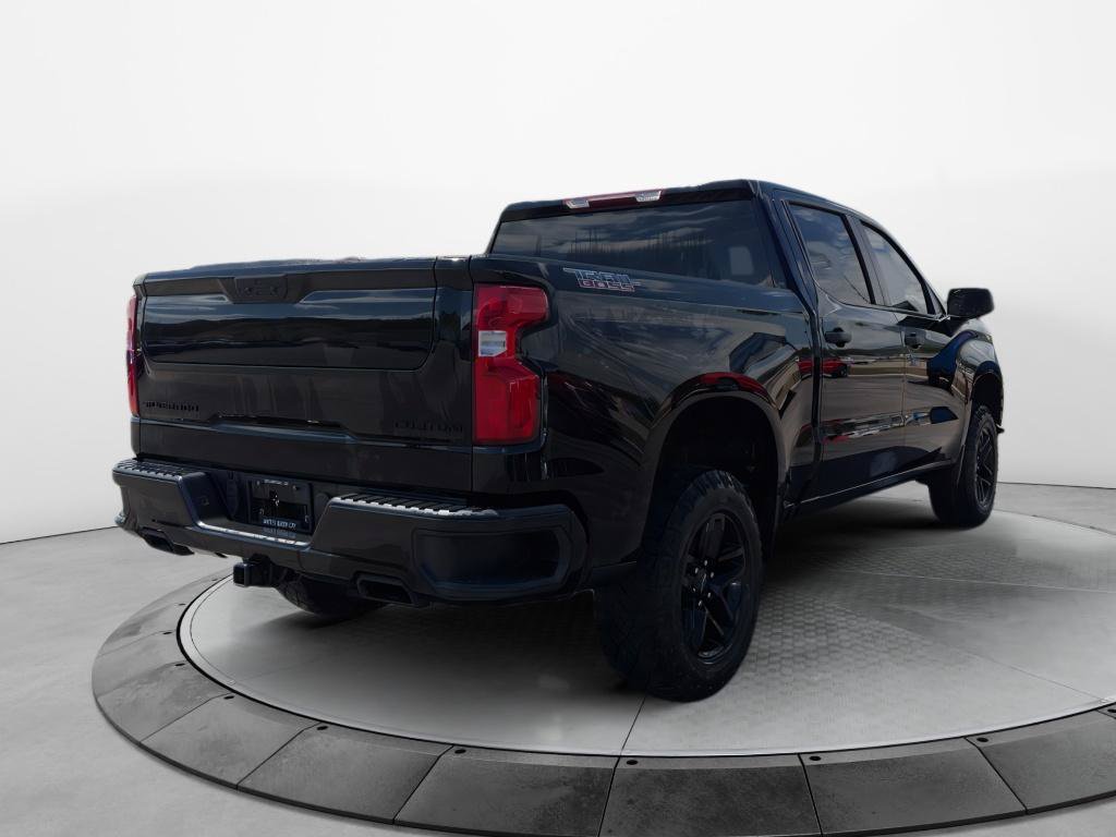 Certified 2021 Chevrolet Silverado 1500 Custom Trail Boss w/ Midnight Edition AWD/4WD image 3