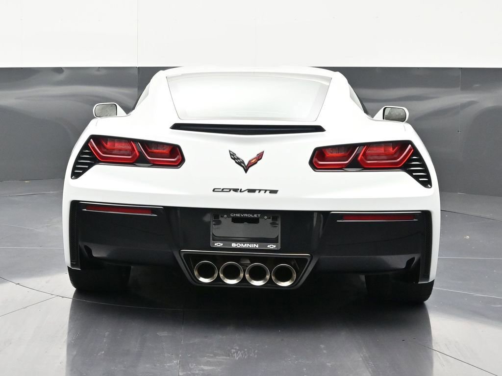 Used 2019 Chevrolet Corvette Stingray Coupe w/ Carbon Flash Badge Package RWD image 4